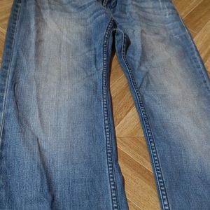 Lee Brand Jeans With Good Condition