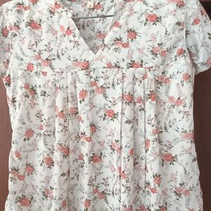 Casual Floral Top With Sleeve