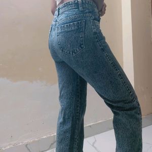 Straight Jeans