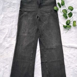 Zara Charcoal Straight Jeans 26