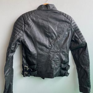 ❗️Price Dropped ❗️Imported Bikers Leather Jacket