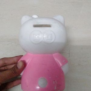 Piggy Bank Of Hello Kitty