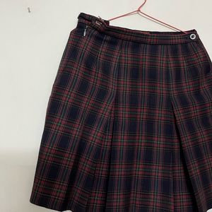 Tennis Skirt With Adjustable Buttons