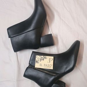 New With Tag Black Boot