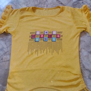 Crop Top With Beautiful Yellow Colour And Shimmar