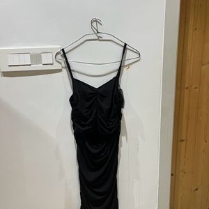 black bodycon party dress