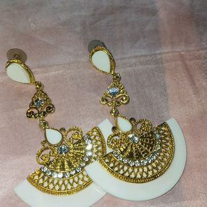 White Jhumka