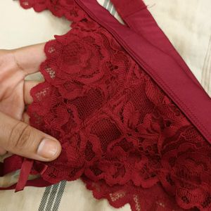 Lace Suspender Belt