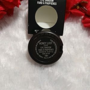 MAC SHIMMER EYESHADOW