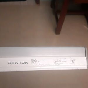 Dewton 5W Mini Tube Light