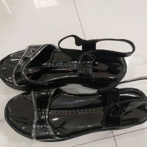 New Wages Sandals Black