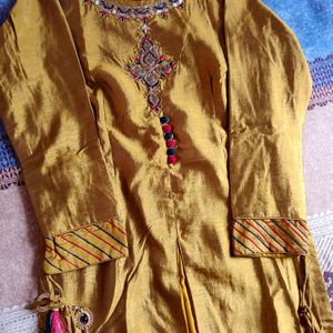 Stylish Kurta Set With Pant Or Dupatta