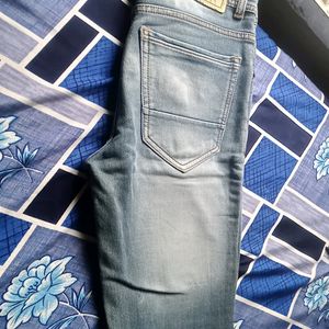 COBB Denim Narrow Fit