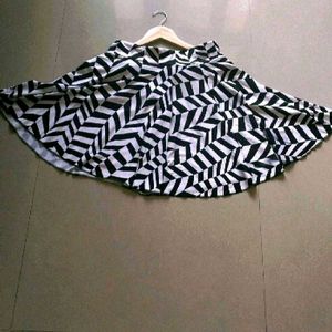 Geometric Skater Skirt