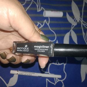 COMBO OF POPXO LIPSTICK AND BIOTIQUE EYELINER