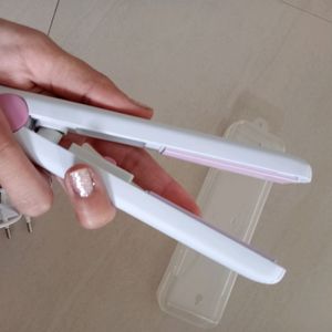 Mini Hair Straightener