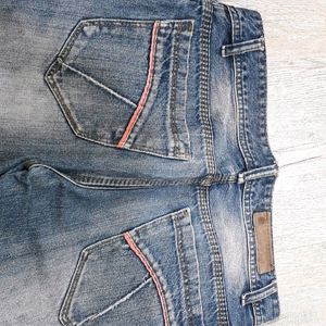 Hot Apple Brand Jean's Waist 32