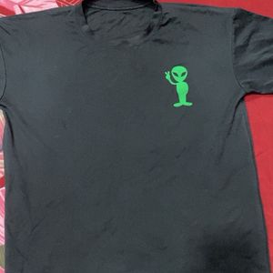 alien tshirt