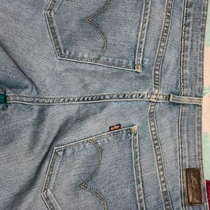 Levis Demi Curve skinny jeans