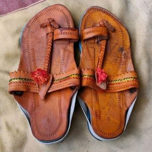 kolhapuri Chappal