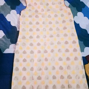 Sleeveless Kurta