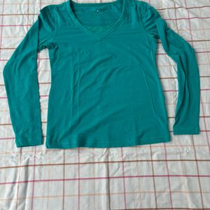 Reebok Full Sleeve T-shirt For Womens