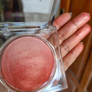 Miss Claire Gradient Baked Highlighter