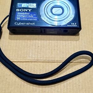 Sony Camera 14.1Megapixels For Sale