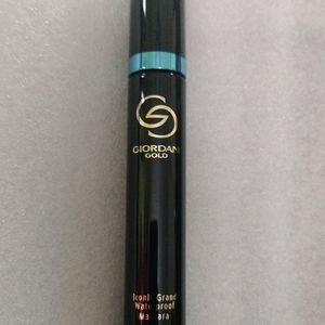 Giordani Gold iconic Waterproof Mascara.