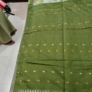 Silver Zaari Handloom Saree