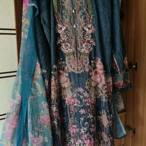 Cosmos Pakistani Lawn Suit