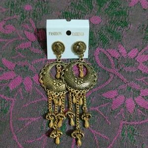 Ethnic Earings & Studs