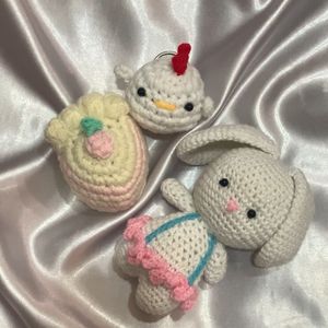 🎀COMBO🎀crochet Bunny, Chicken Keychain & Cake!