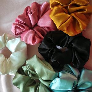 For 100 Scrunchies