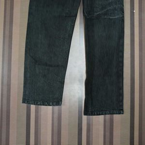 Z-28 Size 32  Straight Women Denim Jeans