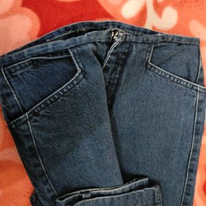 Straight Fit - 28 Waist Blue Jean