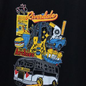 BACKPRINT-Archies’ Riverdale Print Black T-shirt