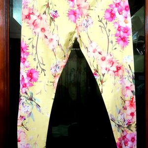 🔥Sale🔥 Trendy Yellow Floral Jeggings For Women