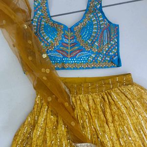 CROP TOP LEHENGA ❤️