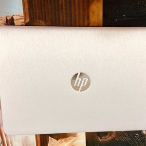 HP ELITEBOOK 840