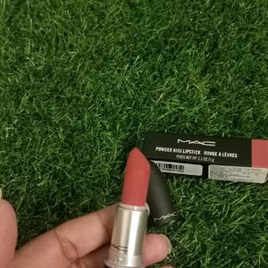 MAC POWDER KISS LIPSTICK