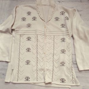 New Ladies Sweater In Cream Colour With Design