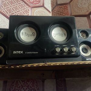 INTEX Brand New Speaker