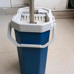 Plastic Mop with Bucket for Floor Cleaning