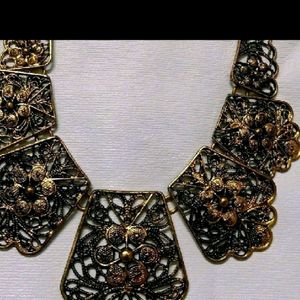 New Gold Antique Necklace