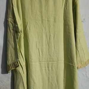 Women Green Elegant Kurti