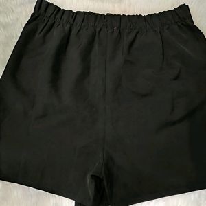 Solid Brand New Black Skort