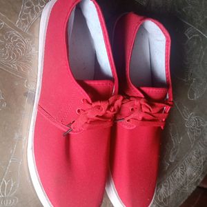 Red Canvas Shoe  👟