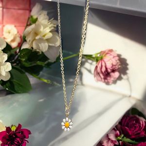 Flowers Necklace