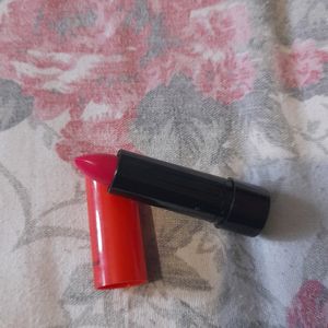 Oriflame Lipstick